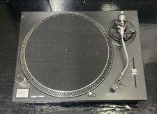 Reloop RP-2000MK2 Quartz-Driven DJ Turntable With Direct Drive Pair