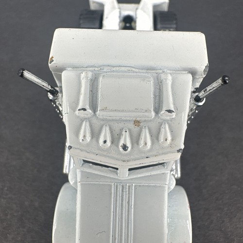 1981 Matchbox White ACE Peterbilt Semi Tractor Truck 1/64 Lesney England - Picture 10 of 10