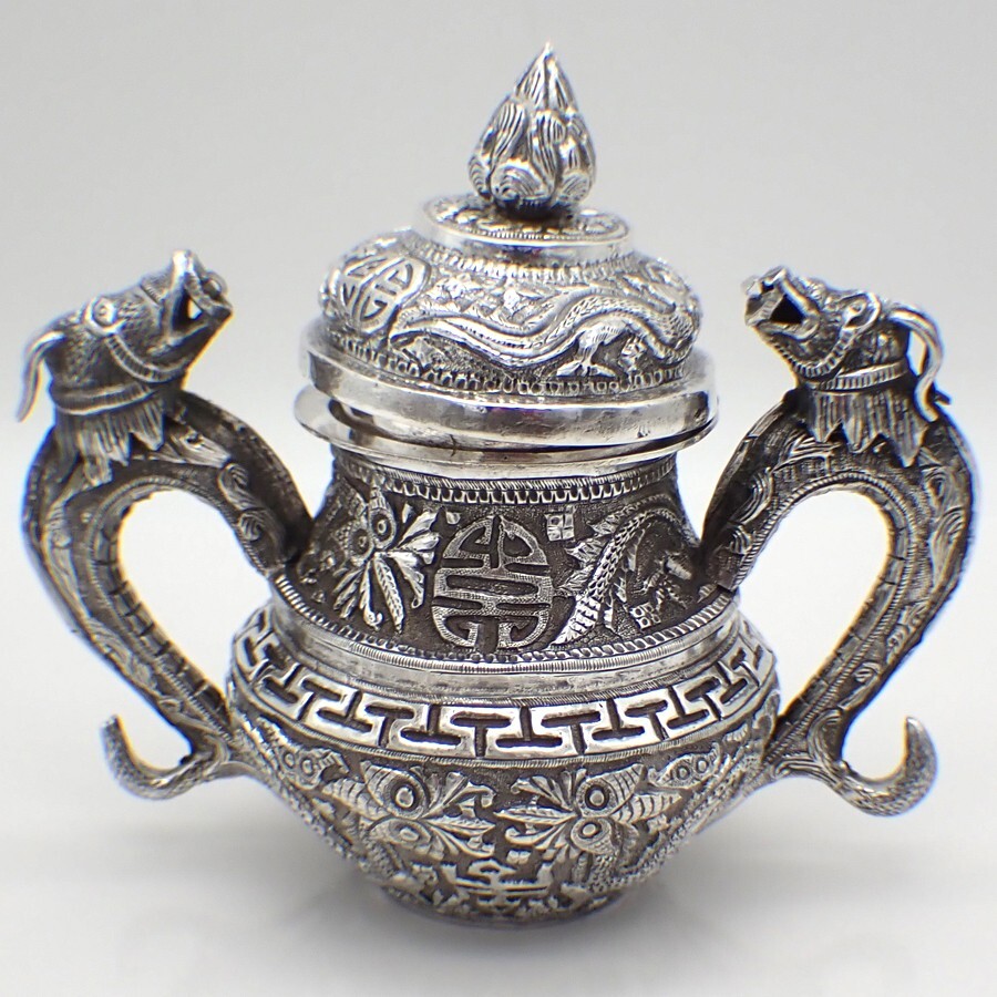 お値下げ❣️中国の古い器 動物いっぱい!可愛い ドラゴン ヴィンテージ Ornate Three Piece Tea Set Dragon Handles Asian 900 Silver