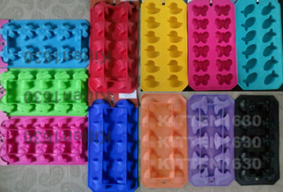 Ice tray Silicone Molds Luau Halloween Spring 4th July Flamingo Skull, shapes