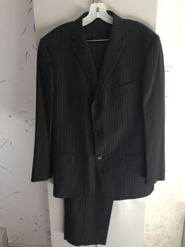 Ermenegildo Zegna Black Pinstripe Suit 44R Regular - Picture 1 of 7