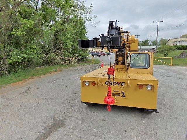 Grúa Grove Ap206 1991 cerrada con plataforma de transporte de 6 toneladas Foto 4 de 4