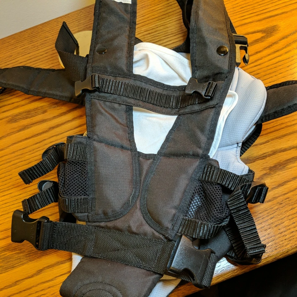 Portabebés Chicco acolchado negro Foto 4 de 4