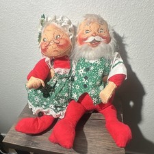 Annalee Dolls ‘88 Mrs. & Mr. Claus Christmas 