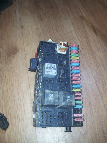 357937039 Sicherungskasten Steuergerät  Volkswagen Golf DE72465-10