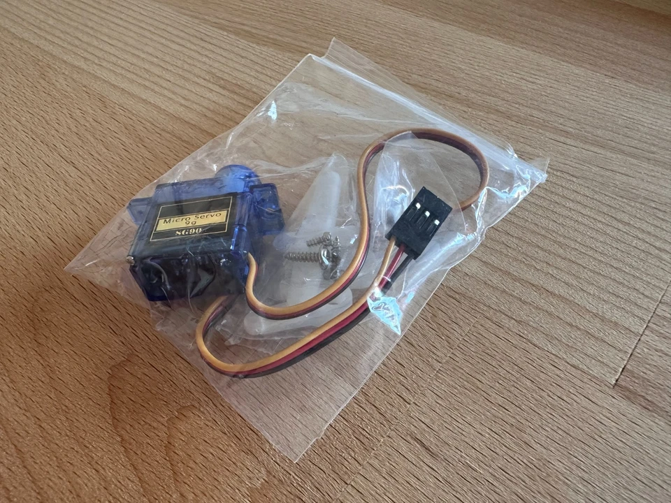 12 Stück SG90 Micro-Servo 9G für RC Flugzeug Hubschrauber Auto Schiff Arduino - Bild 3 von 4