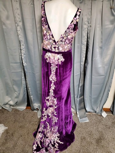JJ’s house Formal Dress sz 14 Prom Embroidered Floral Velvet Plunge Illusion NWT