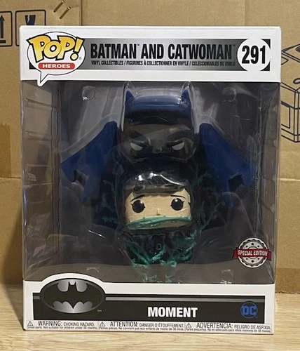 Funko POP! Batman and Catwoman (#291) Special Edition Moment Pop Vinyl