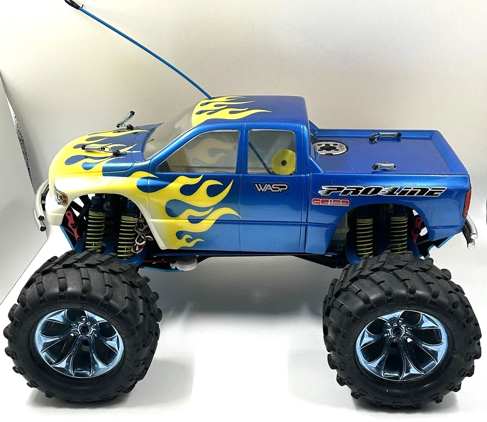 Traxxas T-Maxx 1/10-Scale Nitro-Powered 4WD Monster Truck Ram Wasp Pro-line RC - Image 3 of 4