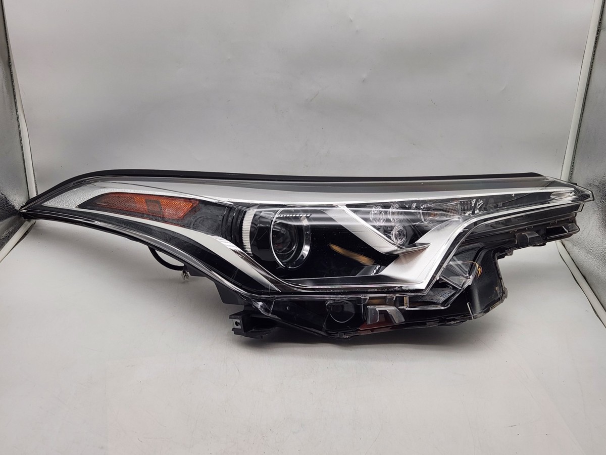 CHRバル出品 2017-2019 Toyota CHR C-HR Headlight Halogen Right/Passenger Side