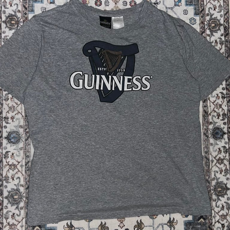 ALTRA T shirt grigia birra Guinness. Merchandise Ufficiale Guinness