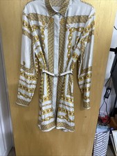 Versace Treasure silk midi shirt dress in white with a gold chain print Size 46