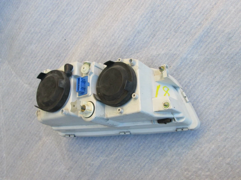 Faro delantero Volvo S40 S 40 2000 2001 2002 OEM de fábrica OEM blanco Foto 3 de 4