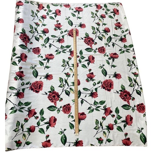 3 Metre Floral Printed 100% Viscose Fabric 56 Wide Premium Quality Dress/Skirt - Picture 4 of 9