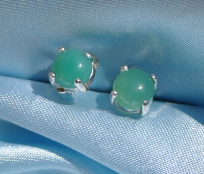 BEAUTIFUL GREEN  ROUND 6MM CABOCHON AVENTURINE  1.50CTW STERLING SILVER STUDS