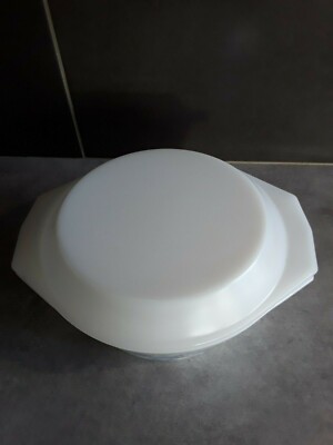 Grande Cocotte Ronde Arcopal Vintage Années 70 – Motif Fleuri Blanc