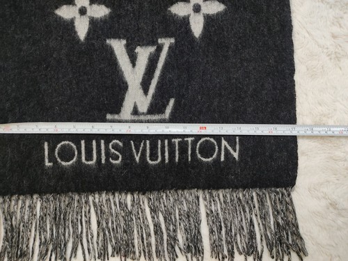 Louis Vuitton Scarf Wrap Stole Black & Gray 100% Cashmere LV Monogram Reversible - Picture 8 of 9