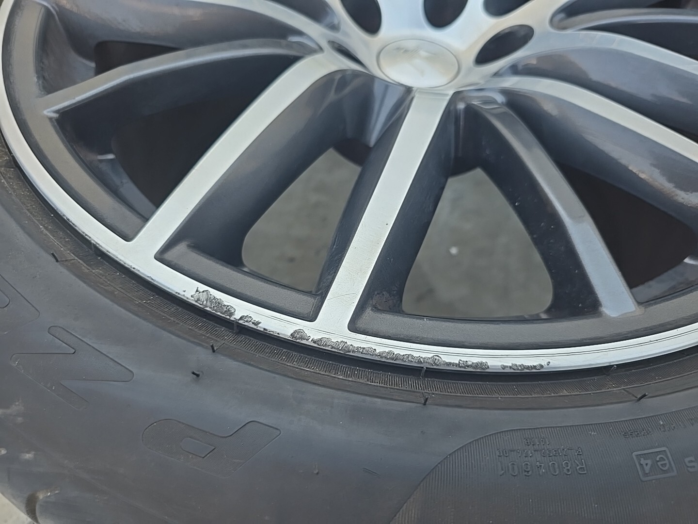 14-17 Maserati Ghibli Rear Right / Left Side Wheel Tire Rim 10Jx19H2 ET40 OEM