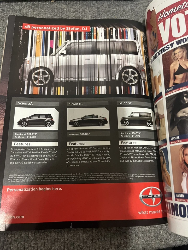 MAXIM Magazine October 2004 First Annual Music Extravaganza - Avril Lavigne Foto 4 de 4