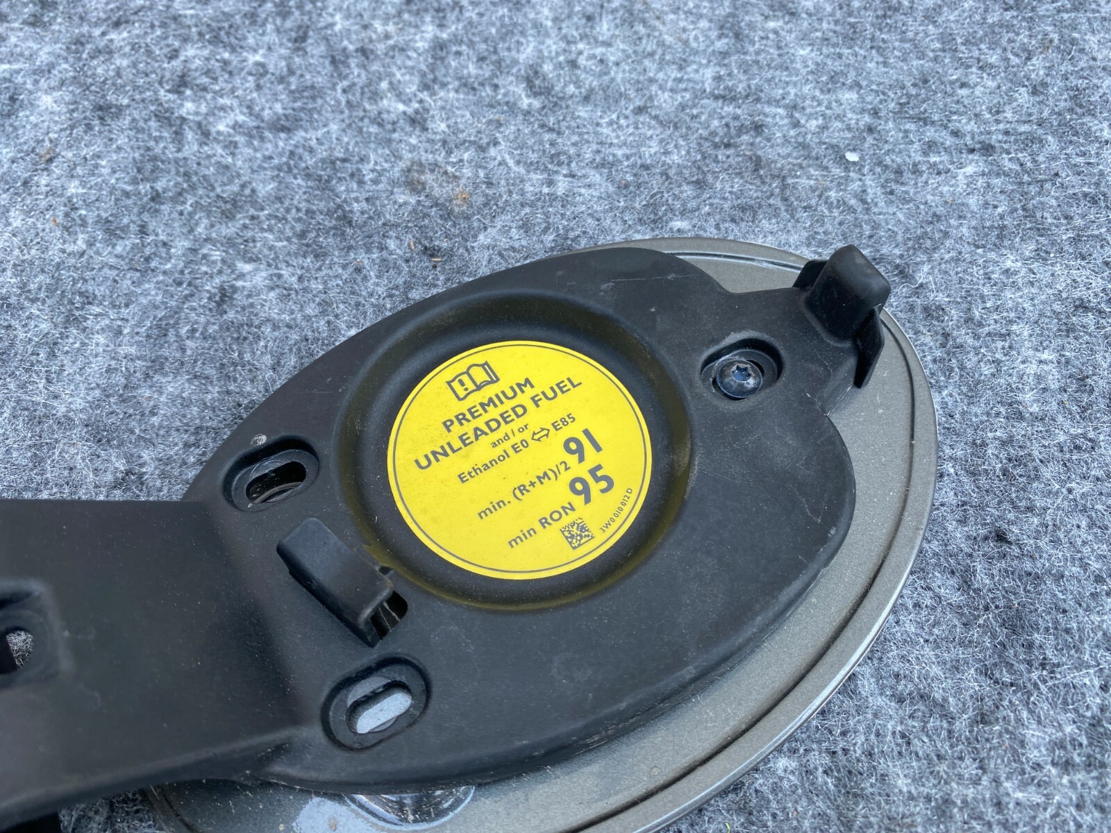 Bentley Continental GT 2012-2015 Fuel cap P/N 3W8809857L