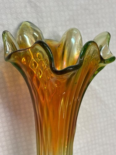 Swung Glass Vase Ombre Green Marigold Diamond Pattern Glass 12"H Exceptional - Picture 2 of 7