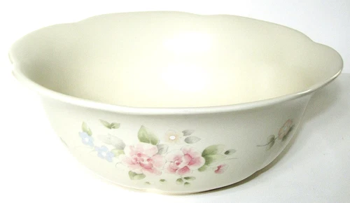 Pfaltzgraff Vintage TEA ROSE 9.5" Ruffled Serving Bowl