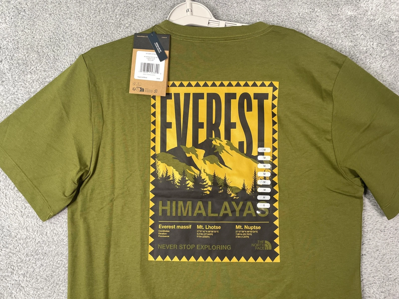 The North Face Shirt Mens Medium Green Everest Himalayas Graphic Tee Hiking
Opens in a new window or