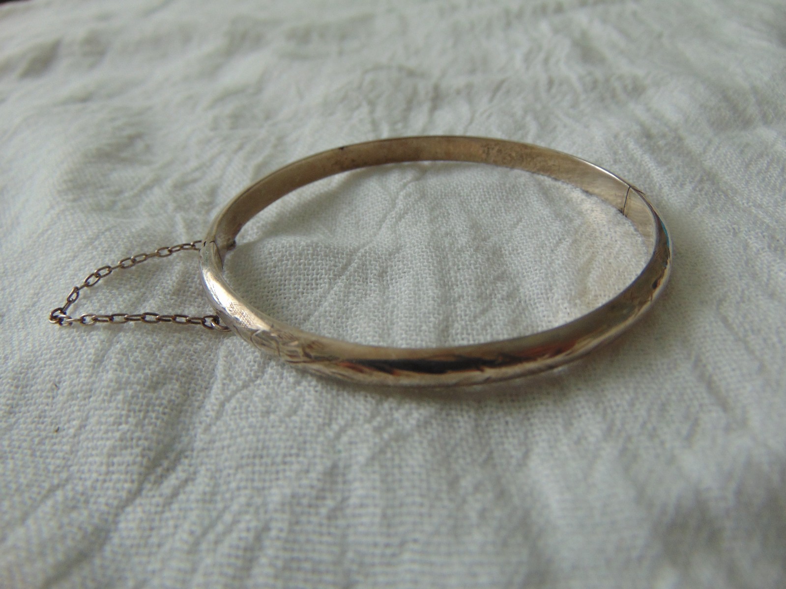 vintage sterling silver etched bangle bracelet
