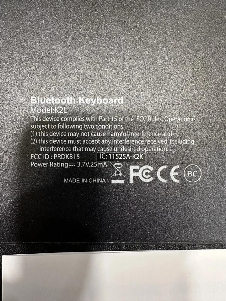 Kate Spade Polka Dot iPad Air Case With Wireless Keyboard - Image 3 of 4