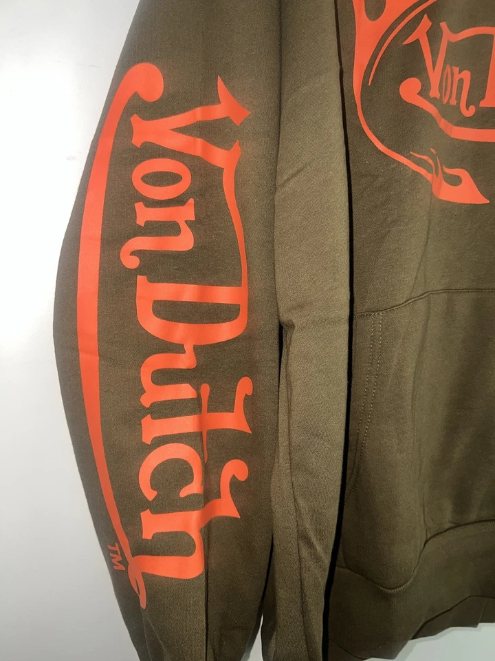 Von Dutch 连帽衫男式橄榄绿色橙色火焰全新带标签尺寸 XL(裤子尺寸 L) — 第 2/4 张图片