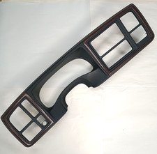 2003-2006 Cadillac Escalade Woodgrain Dash Cluster Bezel Surround 2003-2006 Cadillac Escalade Woodgrain Dash Cluster Bezel Surround