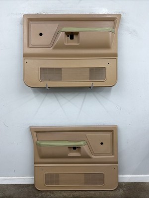 1987-1993 Dodge Ramcharger D100 D150 Front Door Panel Set Manual