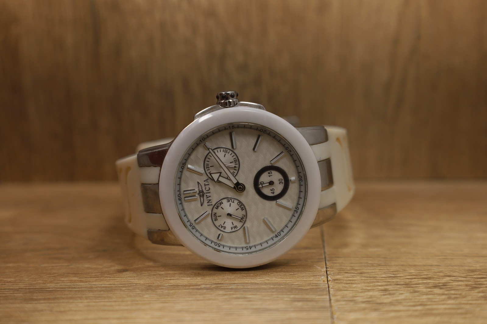 Invicta Ceramics Multi-Function Silver Dial White… - image 1