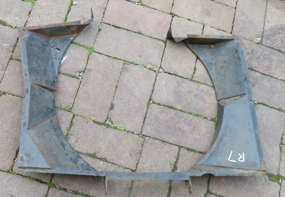 ROLLS ROYCE SHADOW 1 1969 CUBIERTA DEL RADIADOR (METAL) Foto 2 de 4