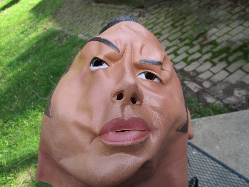 VTG 1999 Titan Sports Dwayne The Rock Johnson WWE Wrestler Halloween Rubber Mask