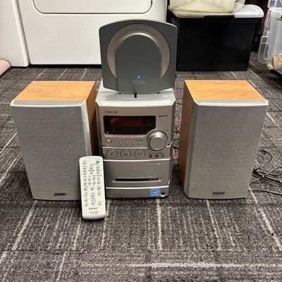 Sony CMT-NEZ3 Micro Hi-Fi CD Tape AM/FM Radio Shelf System W/ Speakers & Remote