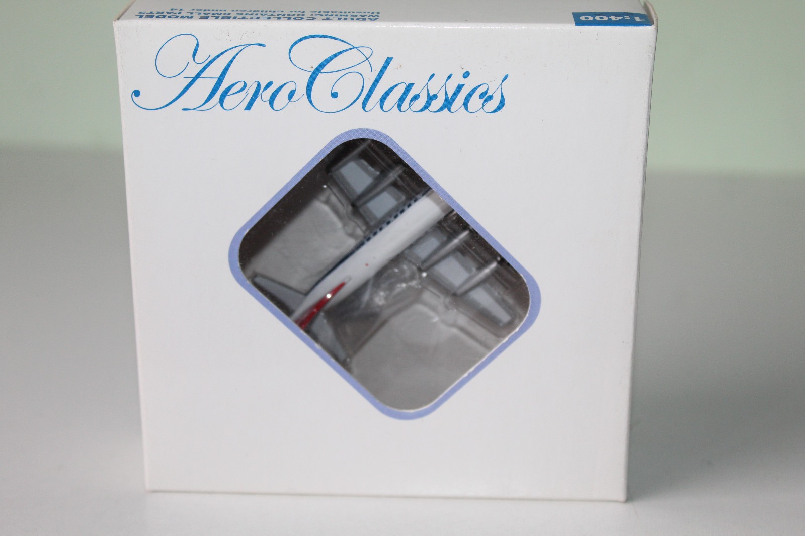 AERO CLASSICS 1:400 LOCKHEED ELECTRA - NORTHWEST AIRLINES N130US AC18311