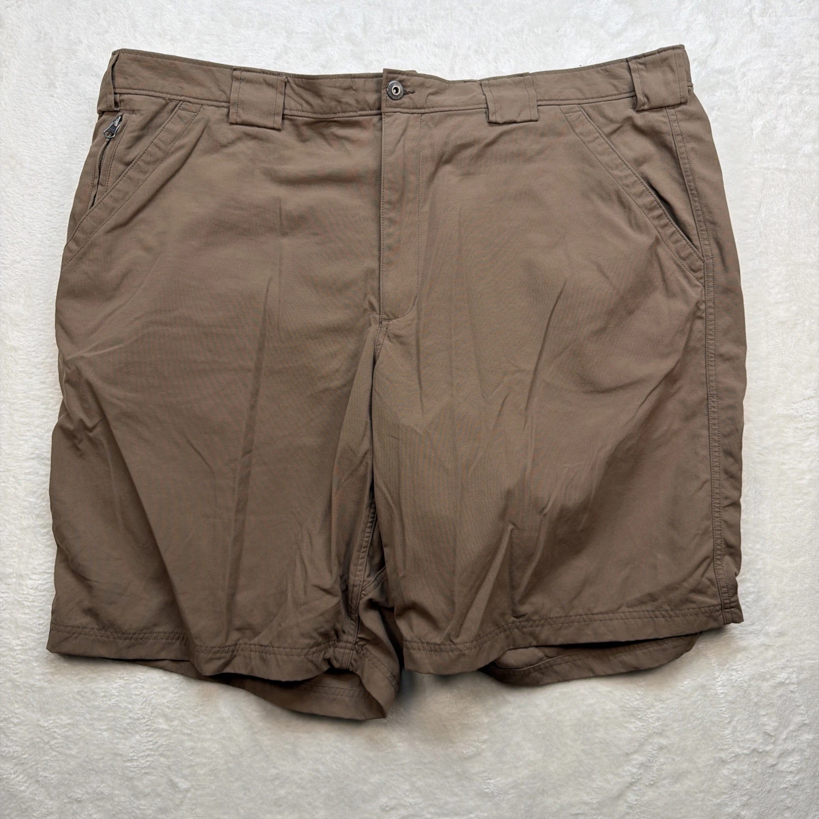 Duluth Trading Shorts Men’s 3XL Brown Cargo Work Outdoor Hiking 11 Inseam