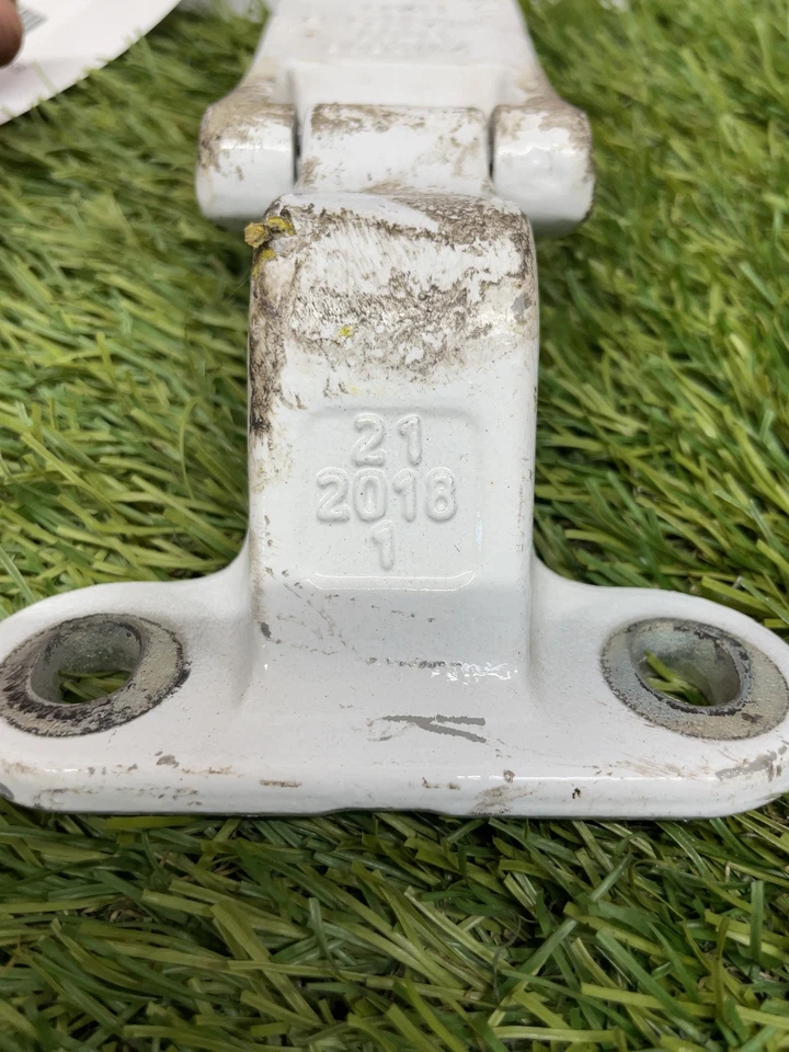 ✅ 2017 FORD TRANSIT CONNECT RIGHT REAR DOOR HINGE RH PN:V42982-AC OEM - Image 2 of 4