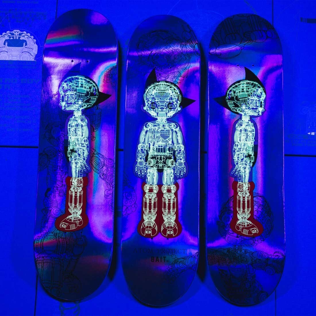 Astro Boy Glow in the Dark Skate Decks Triptyque Skateboard Silver Limited 200