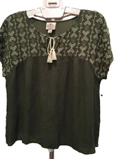 St John Bay Tunic, Top, blouse, Medium Petite, tassel, 100% rayon, green, NWT