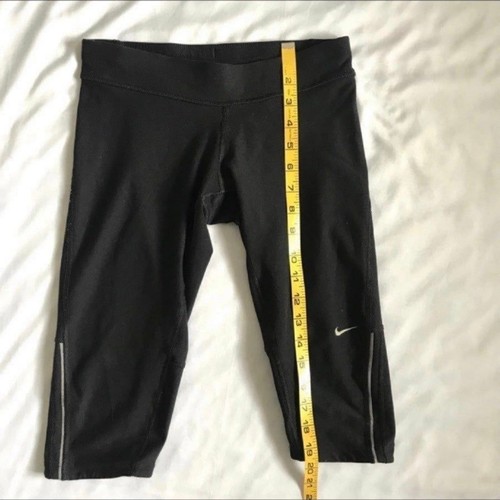 Nike DRI-FIT Black Athletic Knee Crop Length Leggings Shorts Run Zip Pkt Size XS - Picture 10 of 11
