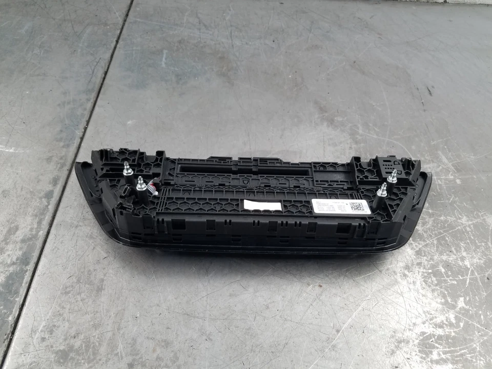 BMW M5 F90 2018 radio/panel de control climático #3968 Foto 4 de 4