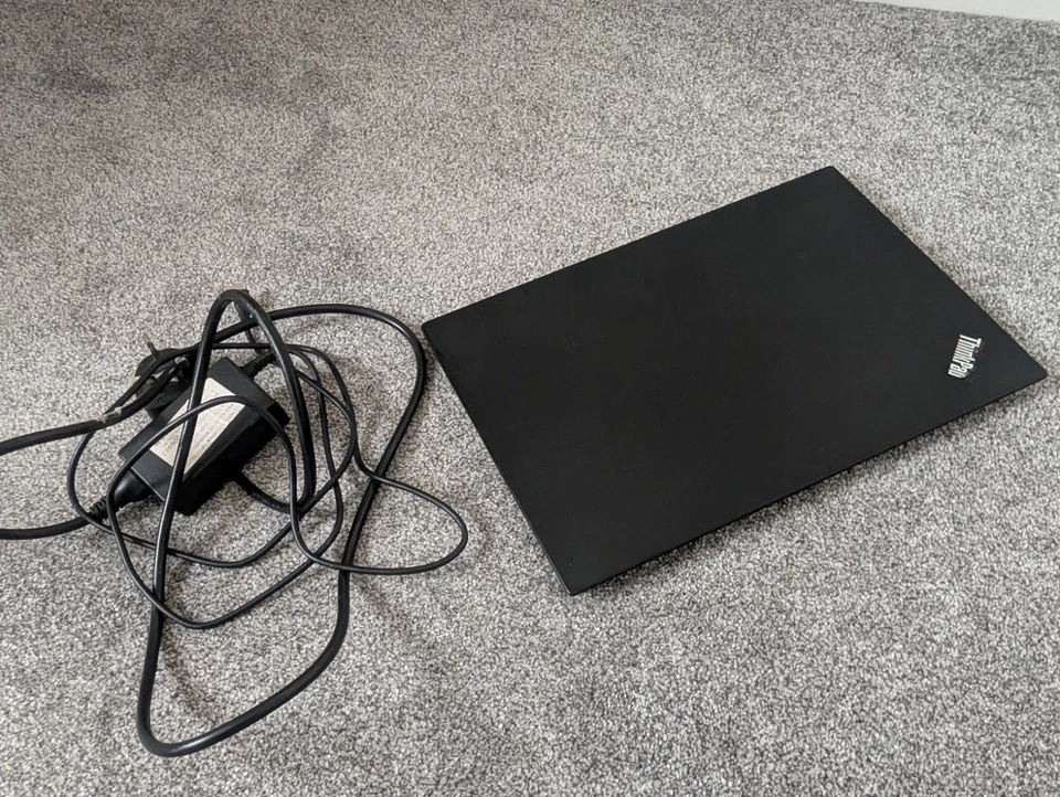Lenovo ThinkPad T495s · Ryzen 7 3700U · 16GB · 512GB, photo 1 of 5