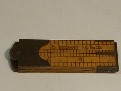 Vintage Tool Stanley No. 32 Boxwood Brass Folding Rule Ruler 12''