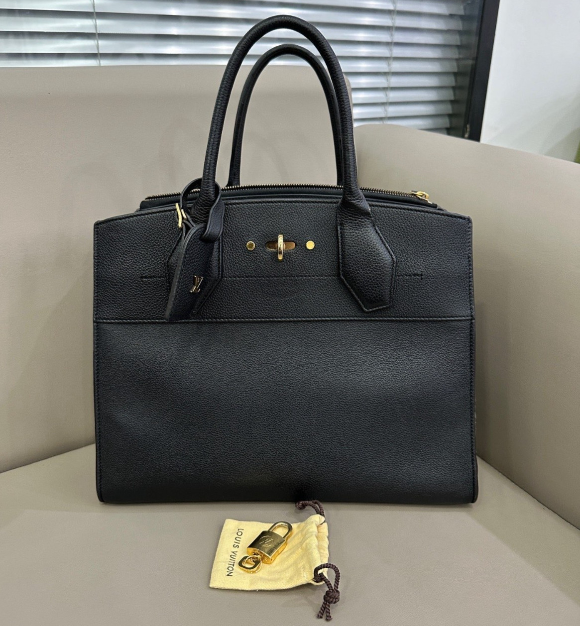 Louis Vuitton City Steamer Top Handle Calfskin Handbag Black Gold Women