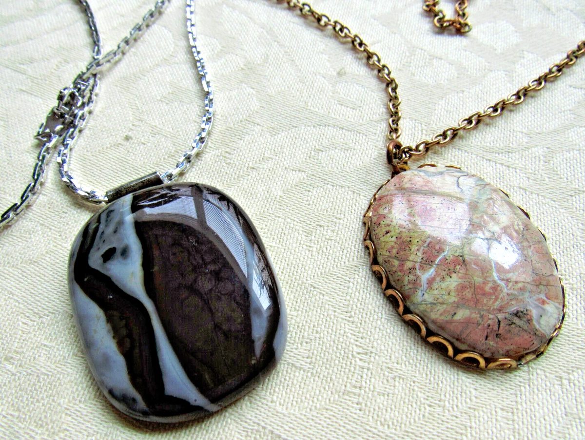 Vintage stone clearance pendant necklace
