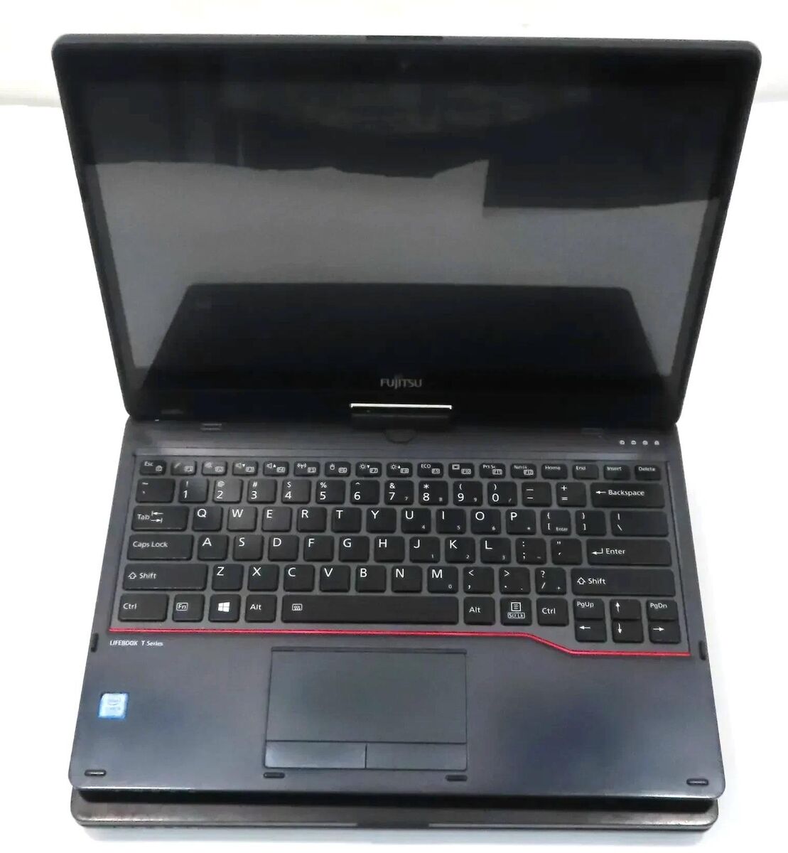 Lot 2 Fujitsu LIFEBOOK T 937 Convertible Touch Core i5-7200U Lot 2 Fujitsu LIFEBOOK T 937 Convertible Touch Core i5-7200U