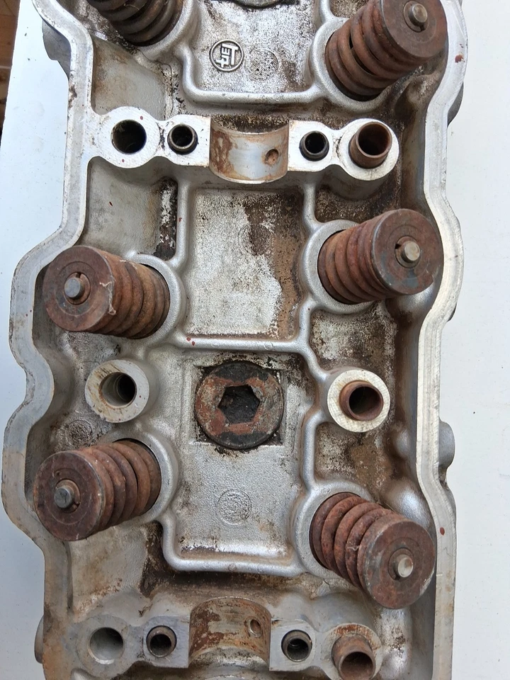 81 82 83 TOYOTA PICAPE CELICA HILUX 22R CABEÇA DE CILINDRO NÚCLEO RECONSTRUÍVEL FABRICANTE DE EQUIPAMENTO ORIGINAL - Imagem 4 de 4