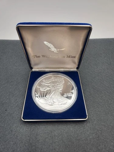 1993 One Half Pound Fine Silver American Eagle Liberty 8 Oz GIANT SILVER COIN